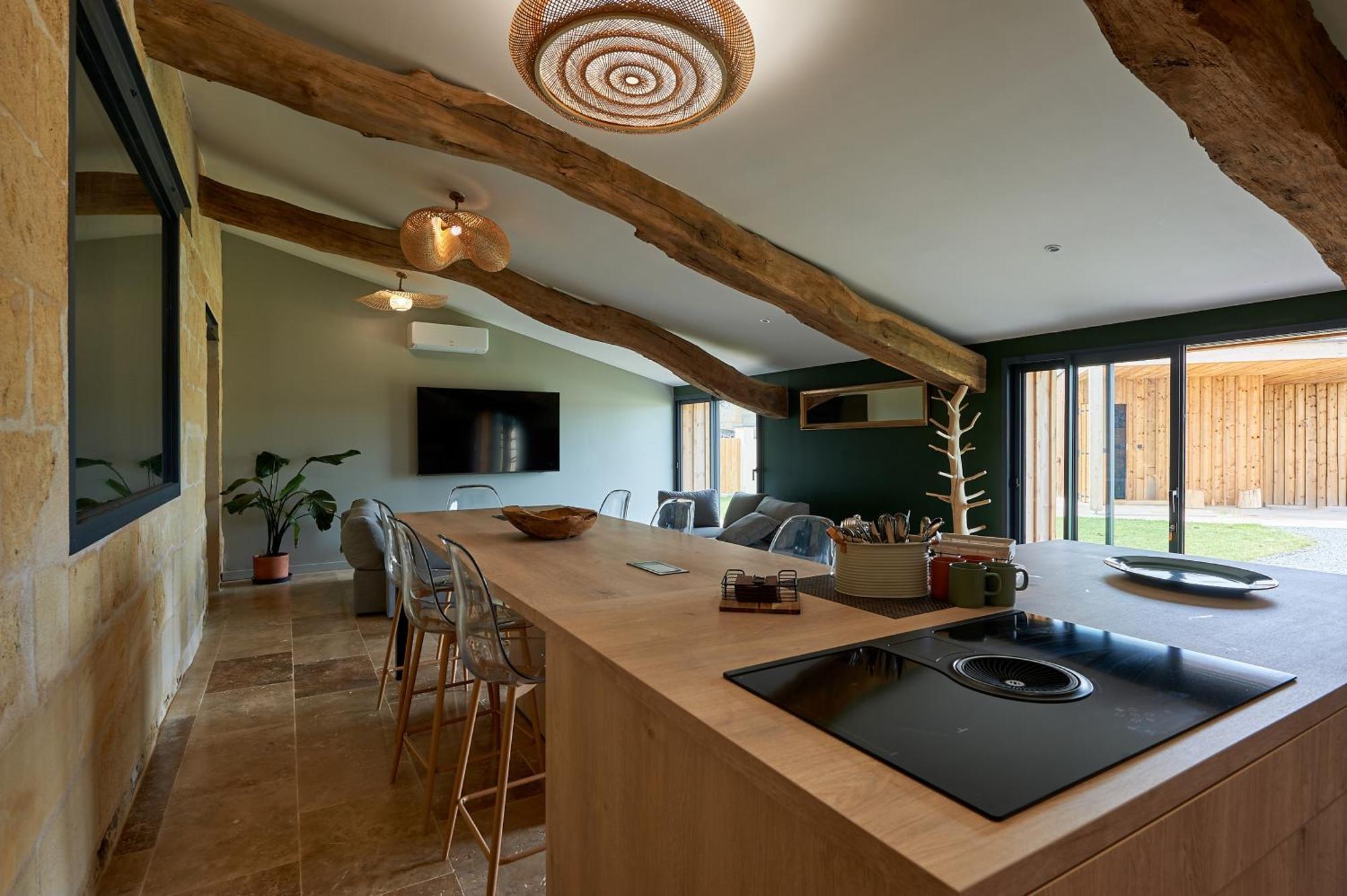 Le Repaire Lagardere Bed and Breakfast Lussac  Eksteriør billede
